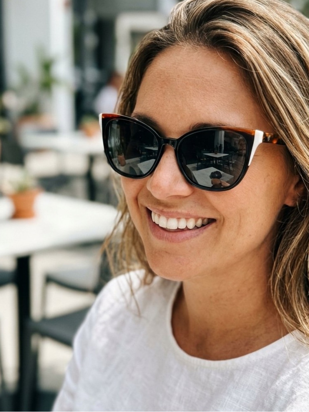 $200 Guess Marciano women’s sunglasses for frames only